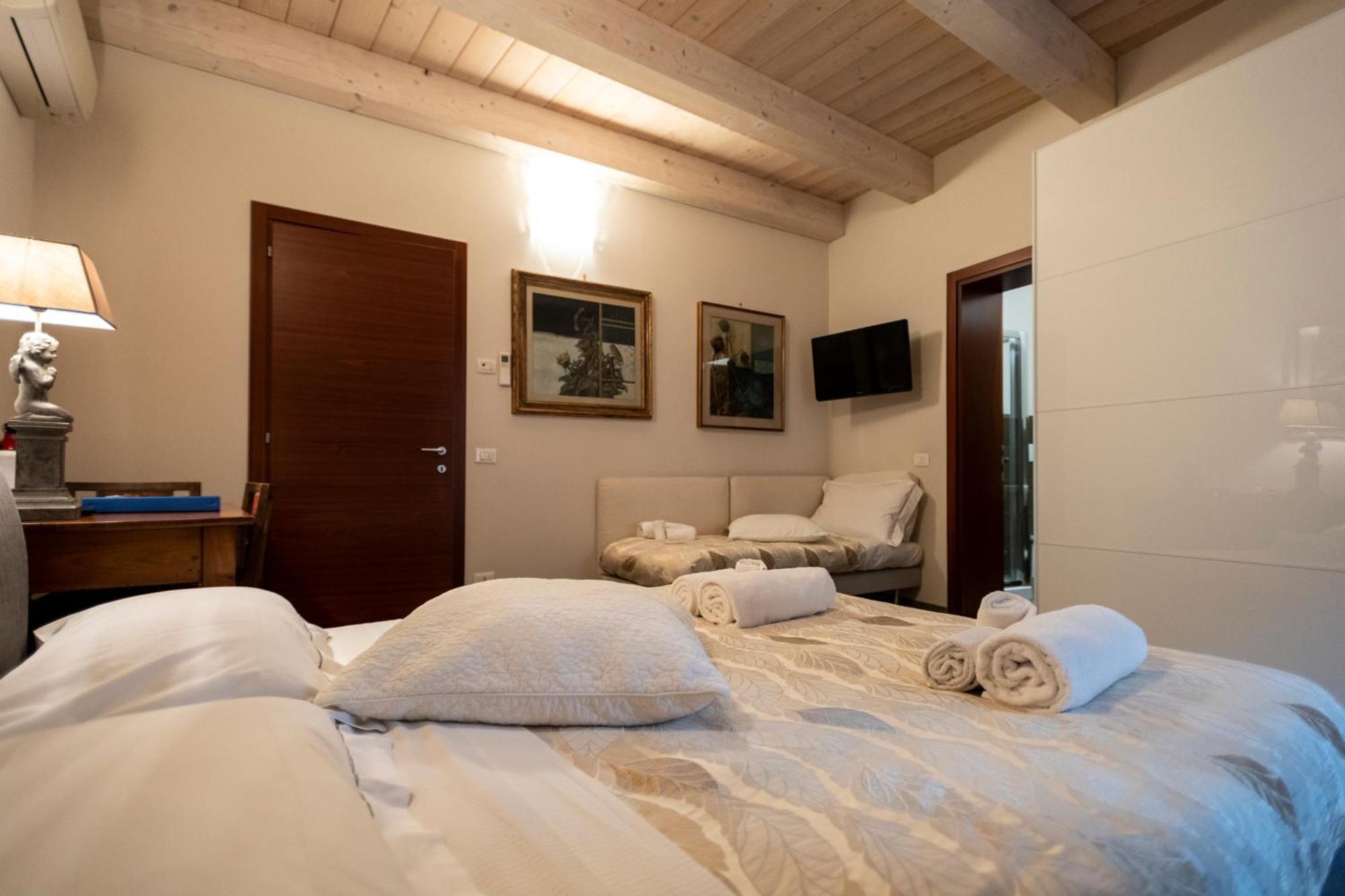 رافيننا Al Battistero Luxury Suite الغرفة الصورة