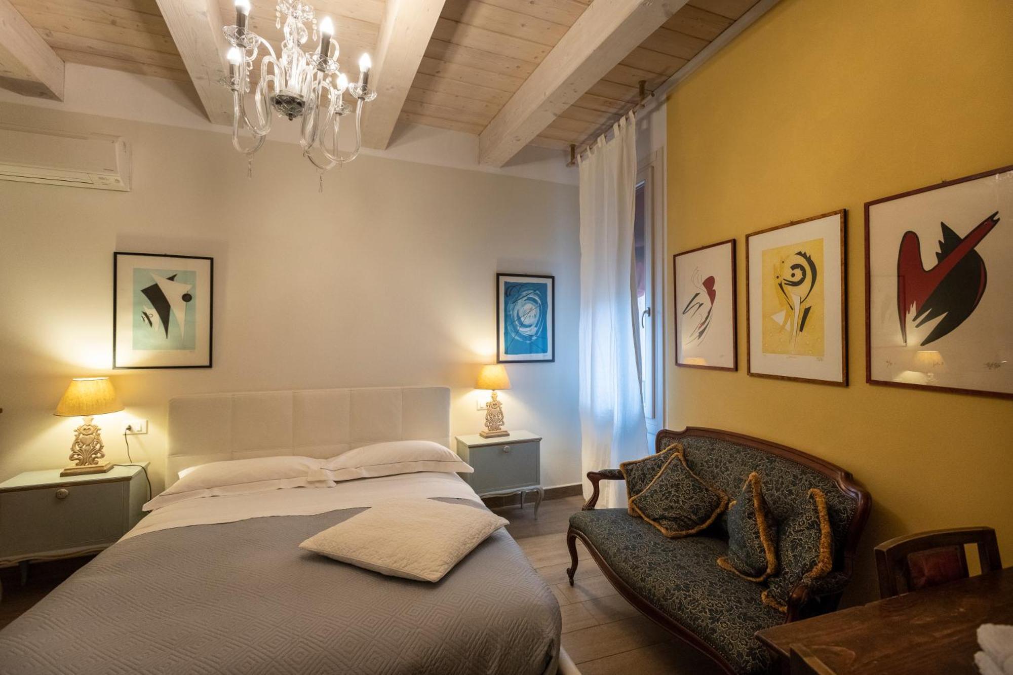 رافيننا Al Battistero Luxury Suite الغرفة الصورة